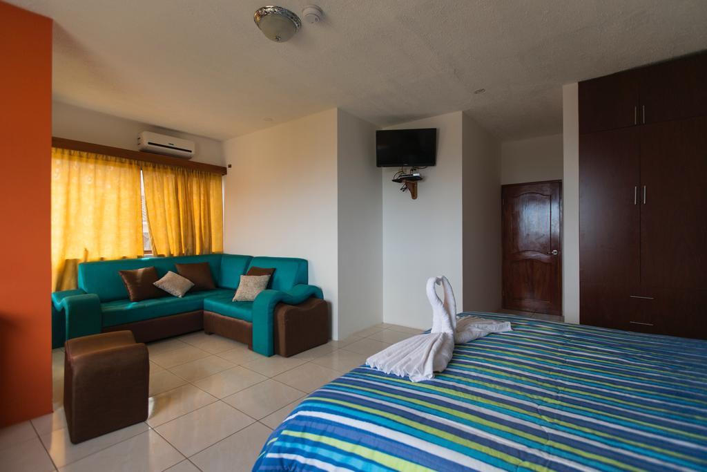 Hostal Tongo Reef بويرتو بكويريزو مورينو المظهر الخارجي الصورة